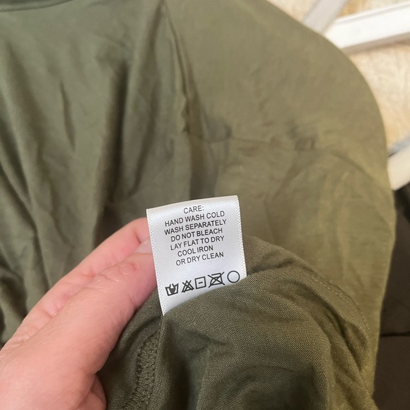 Lovers and Friends x Rachel Katie Turtleneck size small - Picture 5 of 9